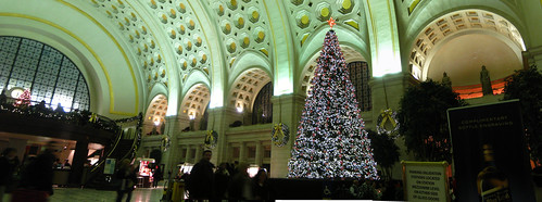 Christmas Tree Panorama: Union Station
