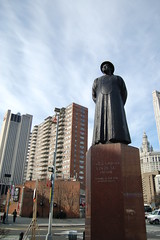 Statue of Lin Ze Xu in Chinatown