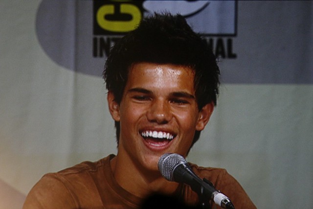 San Diego Comic-con 2008 Summit Entertainment Twilight Panel - Taylor Lautner by Arrow of Apollo
