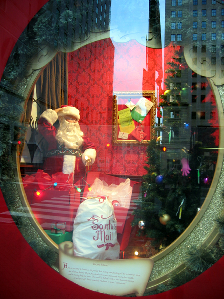 Macy's Window - Santa's Letters (Click to enlarge)