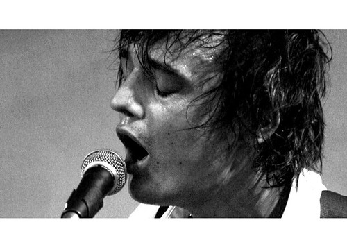 Peter Doherty Sings by iam_photography.