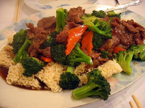 Sizzling rice beef