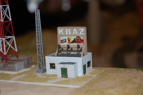 KBAZ Radio (Z scale) (by Brain Toad Photography)