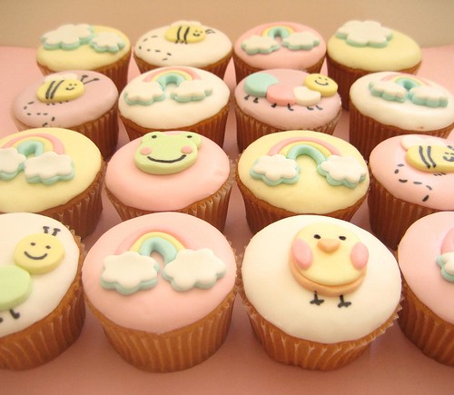 baby shower cupcakes. aby shower cupcakes
