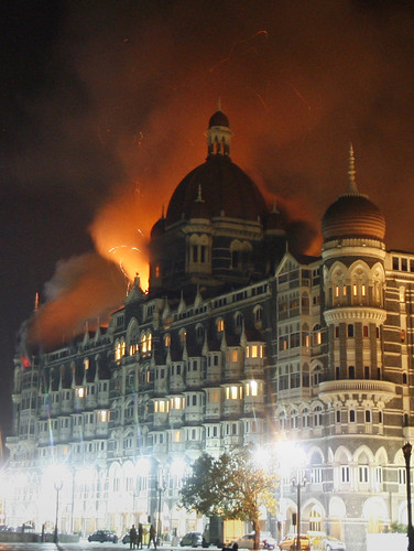 Taj mahal hotel under attack