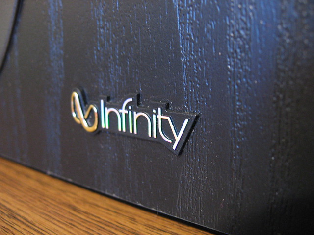Infinity Beta C250 Center Channel Speaker - Like New by raulsanchez1971