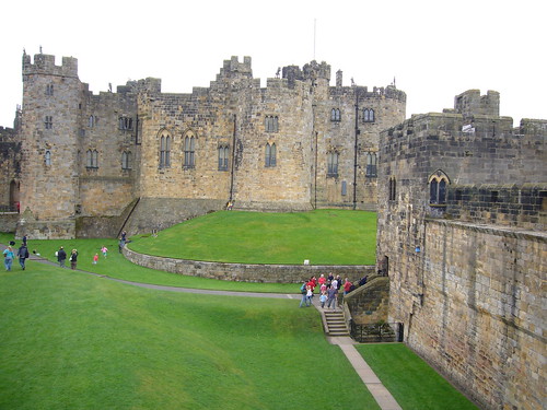 harry potter castle in england. Alnwick Castle, Northumberland
