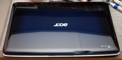 Acer Aspire 6920G Blue Gemstone closed