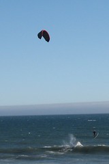 beach_kitesurfer