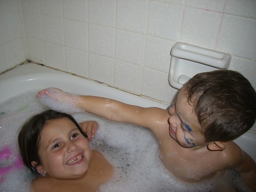 Zach and Emmy in the bath