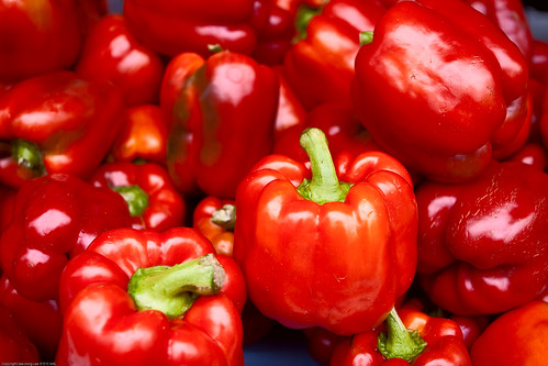 Red Pepper, Farmers Market / 20090828.10D.51980.P1 / SML (by See-ming Lee 李思明 SML)