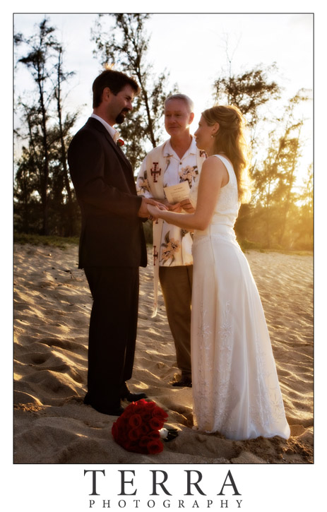 Terra Photography: Hawaii Wedding Photography