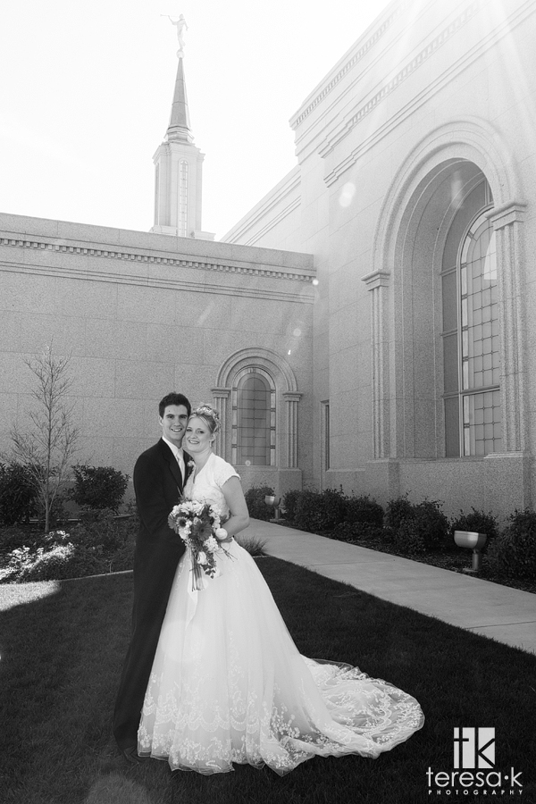 Brandon and Tiani's wedding at the Folsom LDS Temple by Folsom Wedding photographer, Teresa K