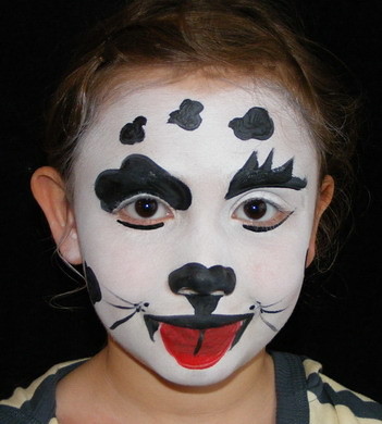 black and white lion face. Face Painting Black and White