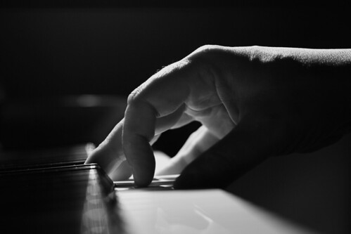 Piano Player II by Sir_Leif.