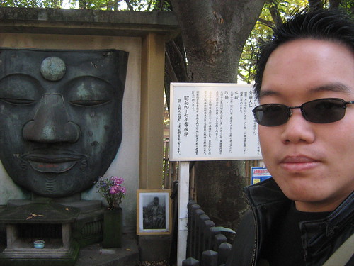 Me beside the face of Buddha