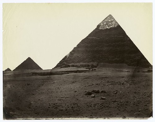 [Pyramid of Chephren at Gizah.]
