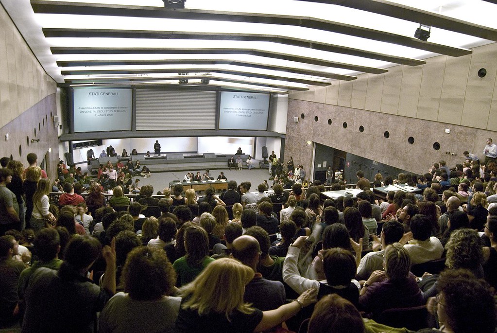 Gli stati generali della Statale di Milano riuniti per discutere della riforma Gelmini