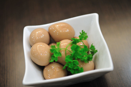 Hard-boiled quail eggs