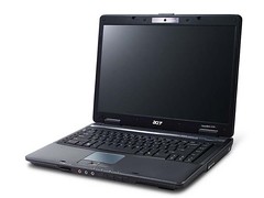 Acer TravelMate 5730 Series by momentimedia