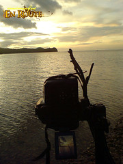 Shooting the sunset at Boquete Island (SE K800i)