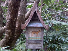 IMG01430-DAK-tiger-sign-wood-house