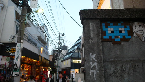 SPACE INVEDER graffiti　＠TOKYO JAPAN
