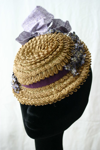 Image of the finished hat by Nina Pawlowsky
