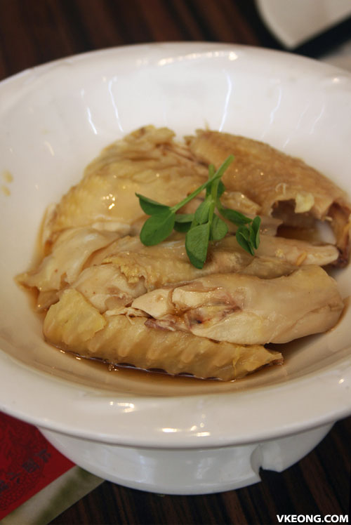 chilled chicken marinated with hua diao wine