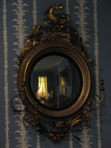Mirror in drawing room - 1830