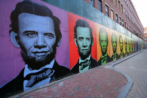 Lincoln/Obama in the streets of Boston in the Commonwealth of Massachusetts in those United States of America
