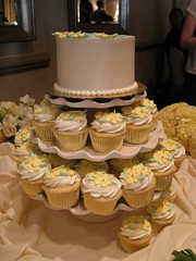 Wedding (cup)cake