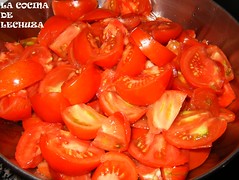 Tomates cortados