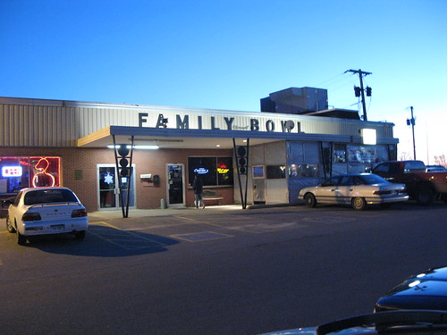 Family Bowl in Waterford, CT