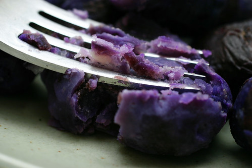 fork-crushed purple potatoes | smitten kitchen