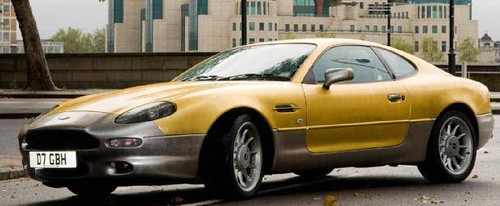 Aston Martin goud met diamanten