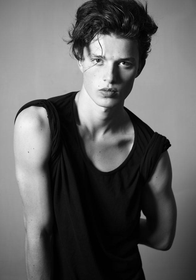 SS12 New Faces_Louis Galloway I LOVE(MODELScom)