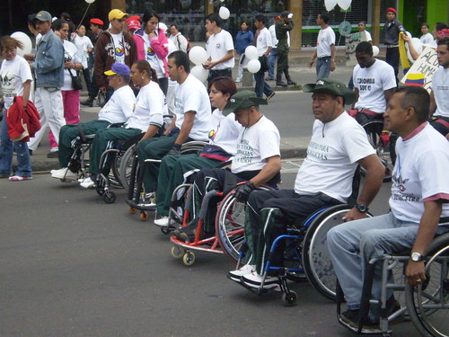 Marcha 20 de julio - Policías en silla de ruedas