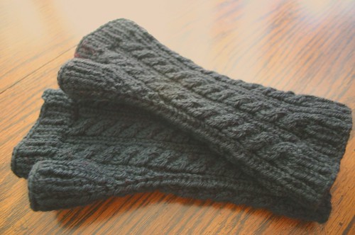 Not So Fancy Cabled Armwarmers