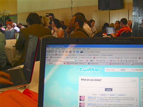 06 - Twitter Blocaires al Congrés de Convergència