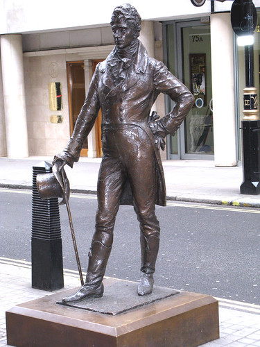 Beau Brummell statue