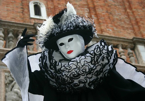 Scenes from the 2004 Carnivale in Venice (IMG_4808a)