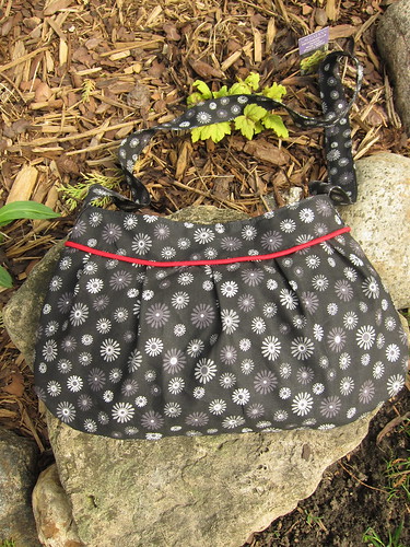 Iron Craft Challenge #19 - Spring Flower Bag