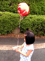 red balloon girl