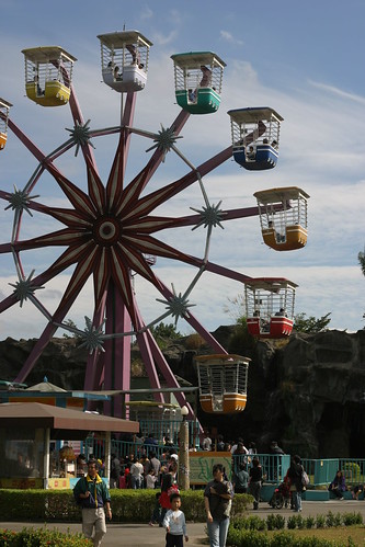 你拍攝的 華航員工日:兒童樂園摩天輪。