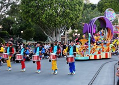 Frontline drummers start off Mickey's Soundsational Parade