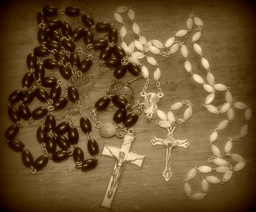 how to pray the rosary for children. The rosary is a kind of