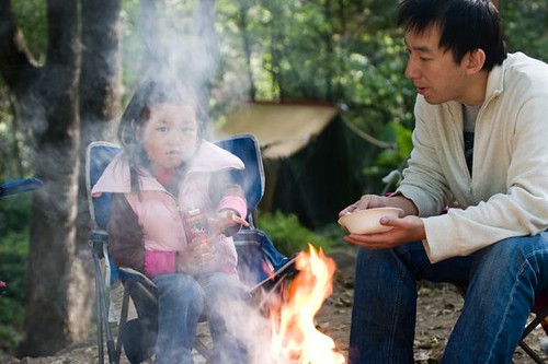 Camping的故事2：清晨，牛奶，篝火, 爹地