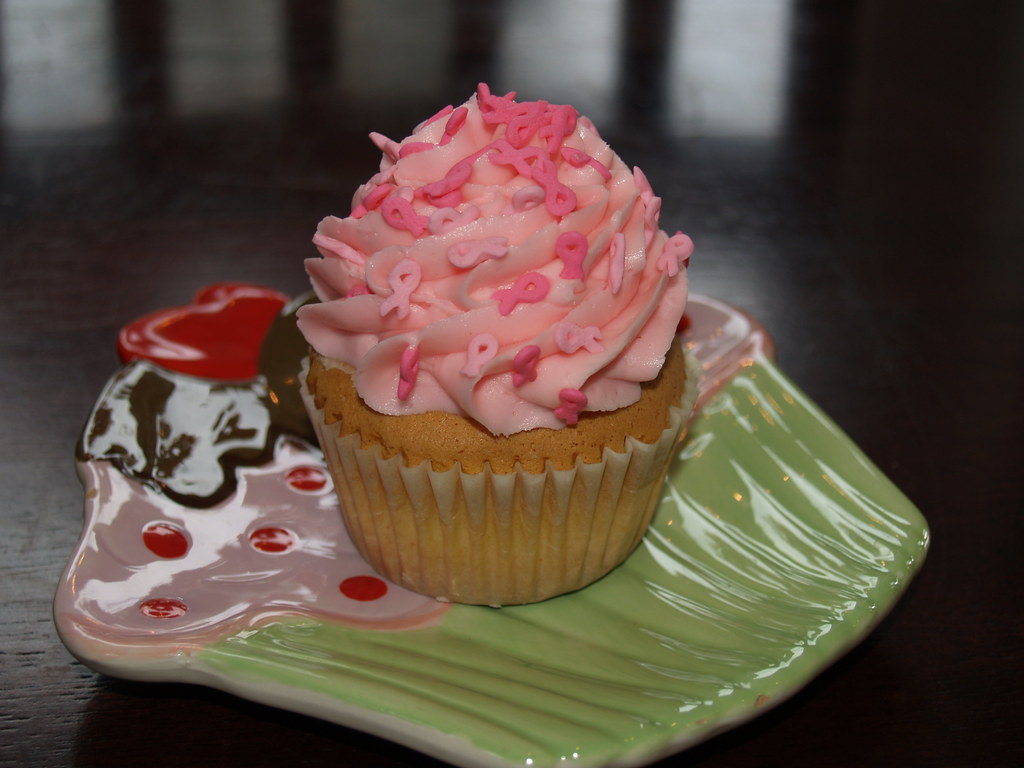 Main Street Cupcakes' raspberry aware cupcake