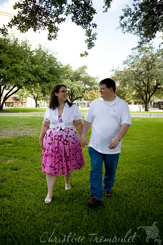 Market Square - Sarah & Jason - Engagement Photography - Downtown Houston Texas